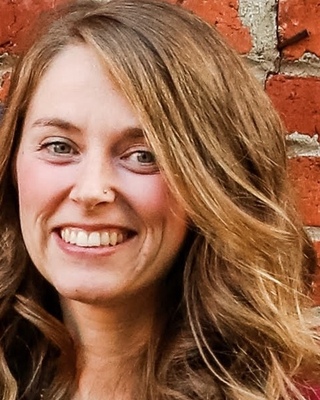 Alyssa Podgorni, LICSW, therapist in Hyannis, MA